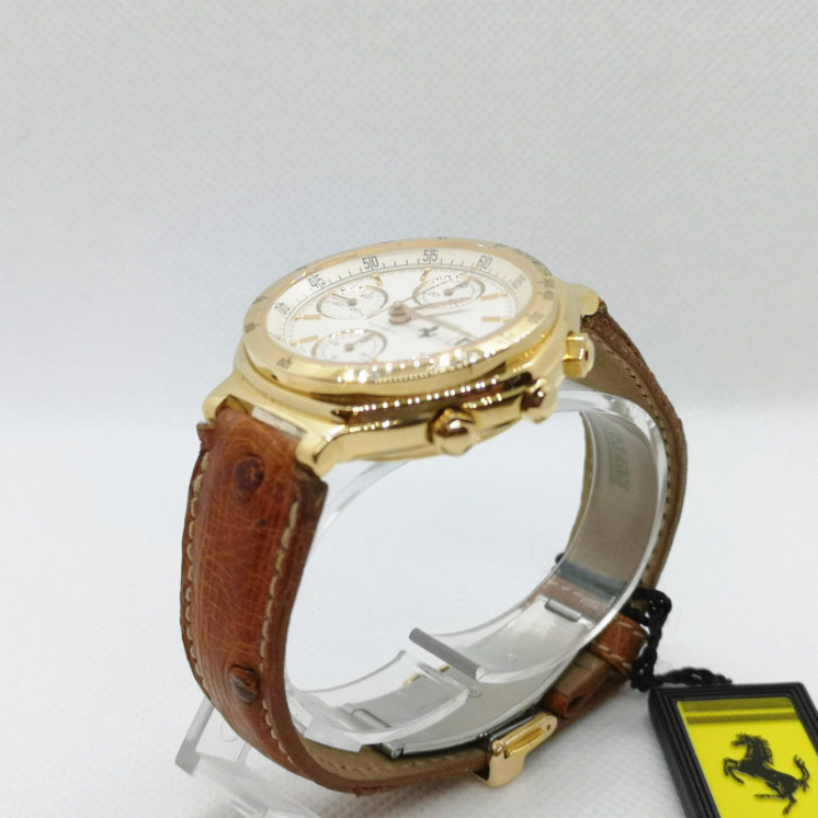 Orologio Ferrari in oro serie limitata